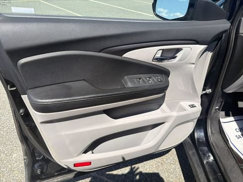 Used 2016 Honda Pilot EX-L image 23