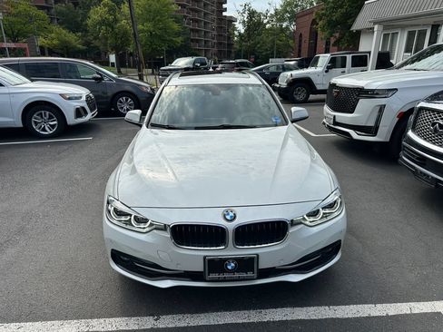 Used 2016 BMW 328d xDrive Wagon AWD/4WD image 2
