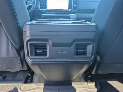 Used 2026 Chevrolet Silverado 1500 LT Trail Boss w/ Protection Package AWD/4WD image 28