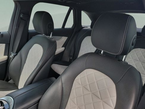 Used 2019 Mercedes-Benz GLC 43 AMG 4MATIC image 16