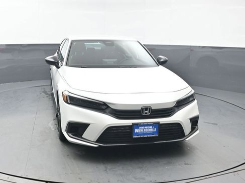 Used 2022 Honda Civic Sport image 9
