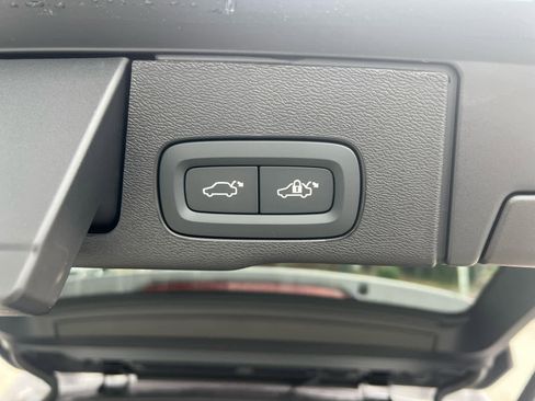 New 2026 Volvo XC60 B5 Plus w/ Protection Package Premier image 10