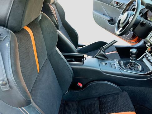 Used 2023 Toyota GR86 10th Anniversary SE image 24