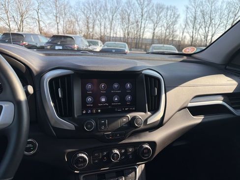Used 2023 GMC Terrain SLT w/ Tech Package image 15