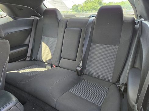 Used 2022 Dodge Challenger GT RWD image 35