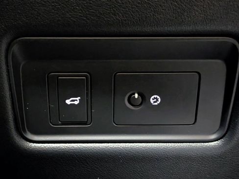 Used 2016 Land Rover Range Rover Sport HSE image 33