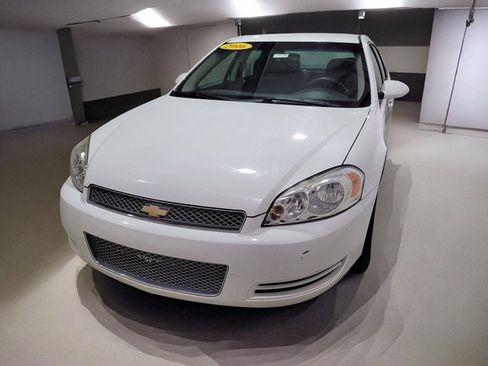 Used 2016 Chevrolet Impala Limited LS image 9