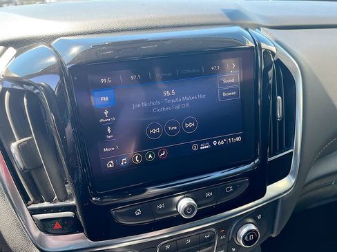 Used 2021 Chevrolet Traverse Premier w/ Redline Edition FWD image 19
