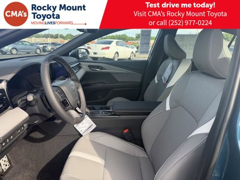 New 2026 Toyota Camry SE w/ Convenience Package FWD image 10