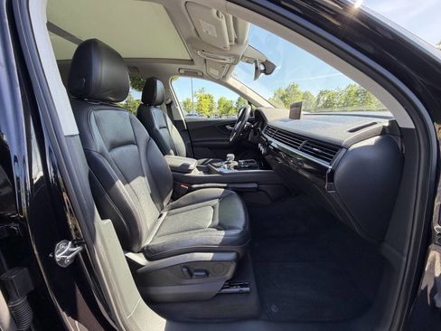 Used 2018 Audi Q7 3.0T Premium Plus w/ Premium Plus Package AWD/4WD image 17