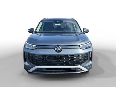New 2026 Volkswagen Tiguan SE AWD/4WD image 8