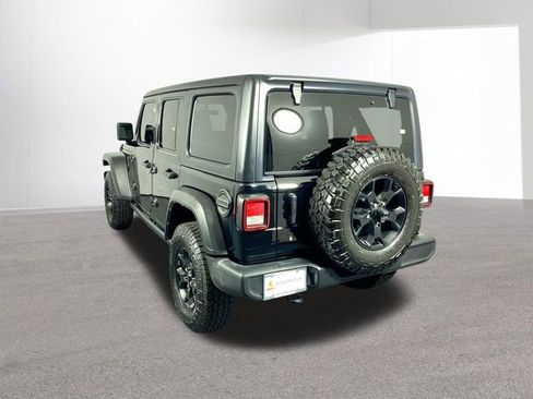 Used 2021 Jeep Wrangler Unlimited Willys image 32