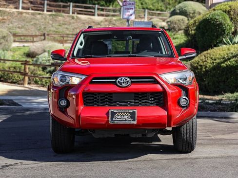 Used 2021 Toyota 4Runner SR5 Premium AWD/4WD image 8