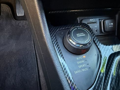 Used 2016 Jeep Cherokee Latitude image 18