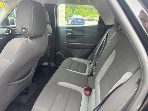Used 2023 Chevrolet TrailBlazer LS FWD image 20