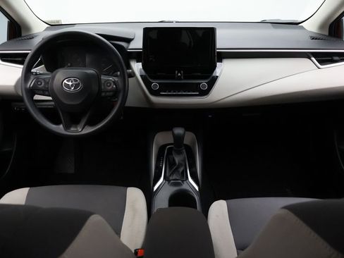 Used 2024 Toyota Corolla LE FWD image 24