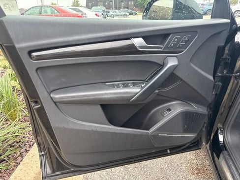 Used 2018 Audi Q5 Prestige AWD/4WD image 12