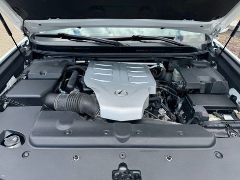 Used 2014 Lexus GX 460 image 5