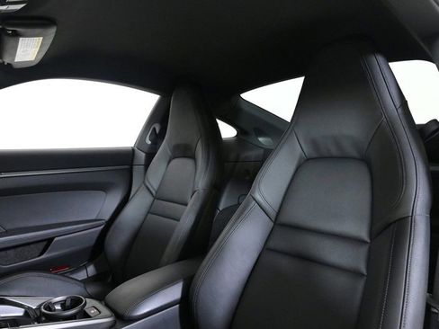 Used 2025 Porsche 911 Carrera w/ Sport Chrono Package image 5