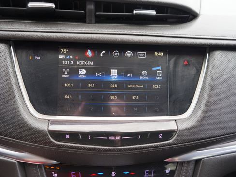 Used 2018 Cadillac XT5 Premium Luxury FWD image 14