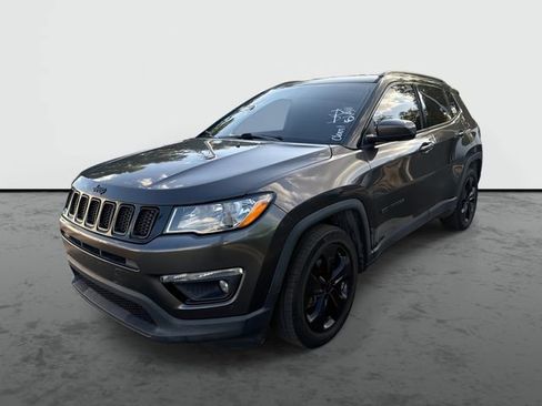 Used 2018 Jeep Compass Latitude w/ Popular Equipment Group FWD image 1
