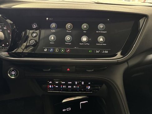 Used 2023 Buick Envision Avenir image 23
