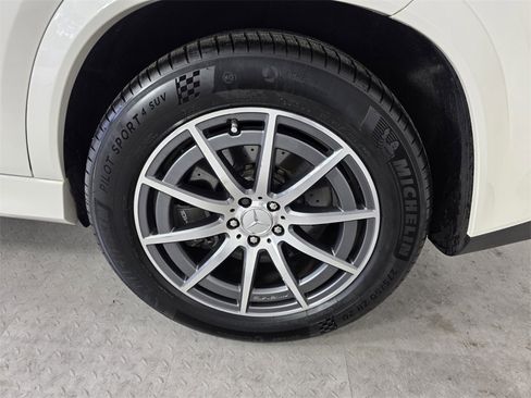 Certified 2022 Mercedes-Benz GLE 53 AMG 4MATIC image 17