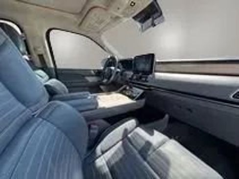 Used 2018 Lincoln Navigator Black Label AWD/4WD image 13