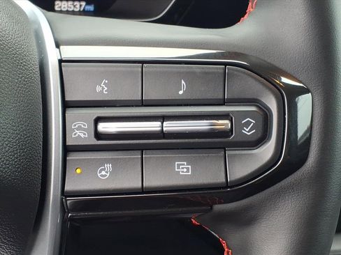 Used 2024 Chevrolet Colorado Z71 w/ Z71 Convenience Package 2 image 10