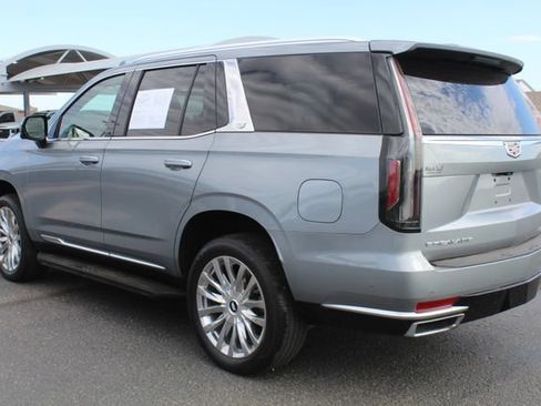 Used 2024 Cadillac Escalade Premium Luxury w/ Performance Package AWD/4WD image 8