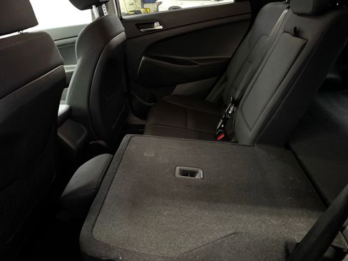 Used 2020 Hyundai Tucson Value AWD/4WD image 32