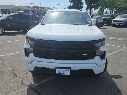 Used 2022 Chevrolet Silverado 1500 Custom image 4