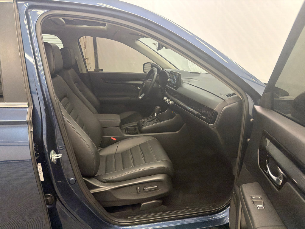 Used 2025 Honda CR-V EX-L image 15