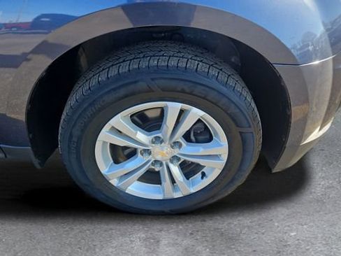 Used 2014 Chevrolet Equinox LS image 17
