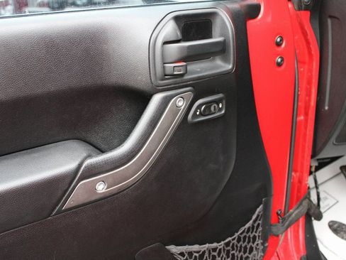 Used 2014 Jeep Wrangler Unlimited Sport w/ Quick Order Package 24S image 27