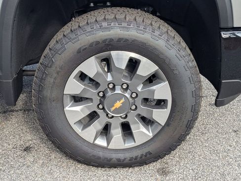 New 2026 Chevrolet Silverado 2500 Custom w/ Custom Value Package image 11