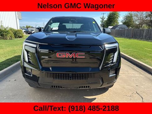 Used 2026 GMC Sierra EV Elevation AWD/4WD image 8