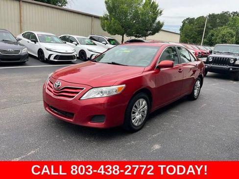 Used 2011 Toyota Camry LE FWD image 34