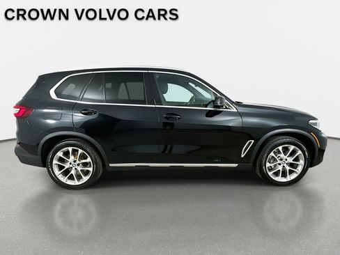 Used 2022 BMW X5 xDrive40i w/ Premium Package image 9