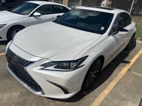 Used 2025 Lexus ES 350 w/ Premium Package FWD image 1