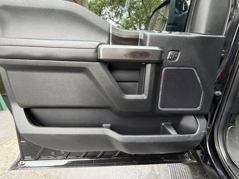 Used 2018 Ford F150 Lariat w/ Equipment Group 502A Luxury AWD/4WD image 16