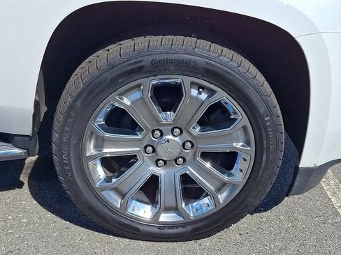 Used 2019 GMC Yukon SLT w/ Open Road Package AWD/4WD image 8