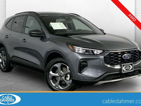 Used 2025 Ford Escape ST-Line AWD/4WD image 1