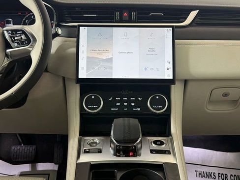 New 2026 Jaguar F-PACE R-Dynamic S image 22