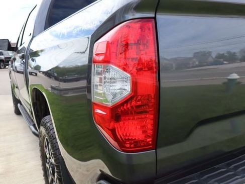 Used 2021 Toyota Tundra SR5 w/ TRD Off-Road Package AWD/4WD image 28