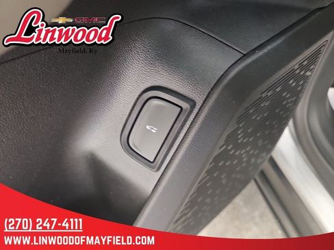 New 2026 GMC Terrain Elevation FWD image 17