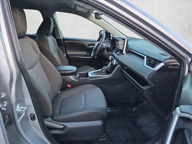 Certified 2025 Toyota RAV4 XLE FWD image 20