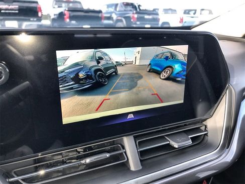 New 2026 Chevrolet Trax ACTIV w/ Sunroof Package image 16