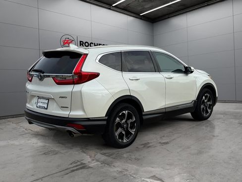 Used 2018 Honda CR-V Touring image 5