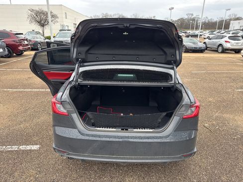 Used 2025 Toyota Camry XSE image 11